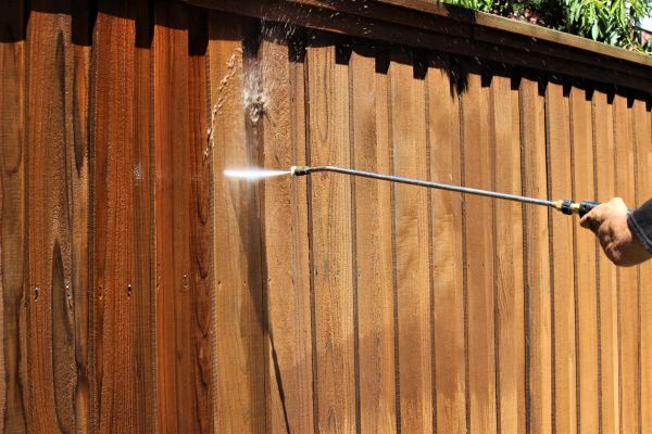 Fence Cleaning in Jackson