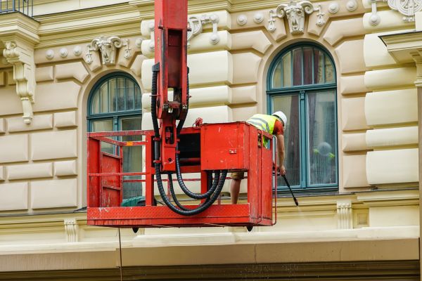 Building Pressure Washing in Jackson