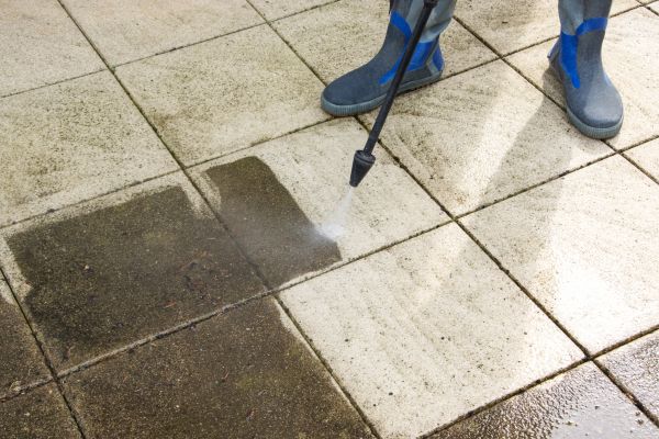 Outdoor Concrete Cleaning in Jackson