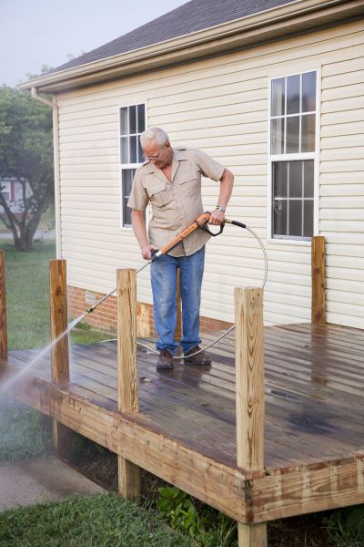 Deck Mold Cleaning in Jackson